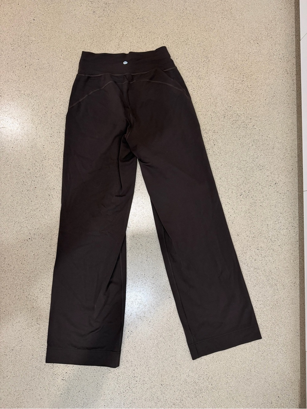 Lululemon – Groove High-Rise Wide-Leg Pants